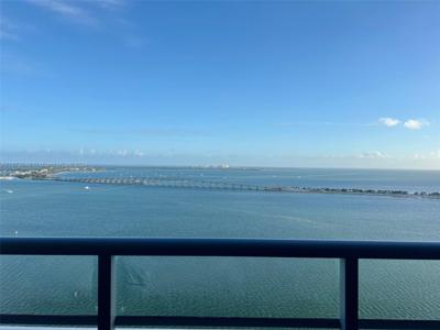 1541 Brickell Ave