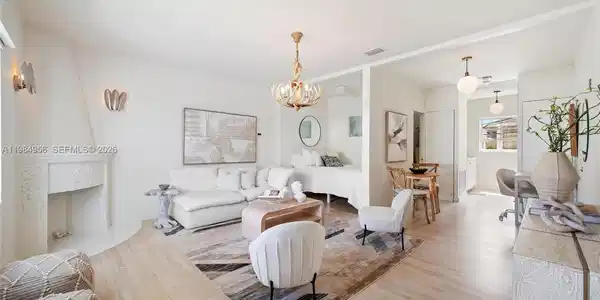 750 Espanola Way