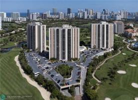 20301 W Country Club Dr Unit PH22