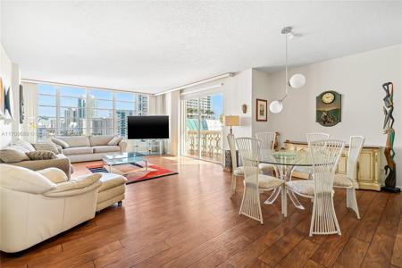 1825 S Ocean Dr