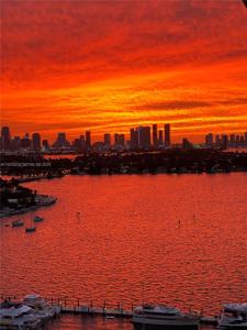 1900 Sunset Harbour Dr