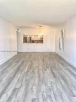 19370 Collins Ave