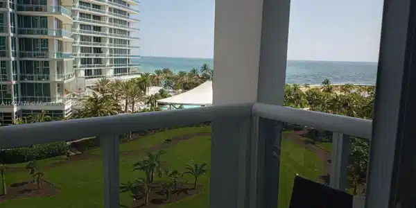 10275 Collins Ave Unit 604