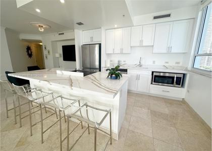 801 Brickell Key Blvd