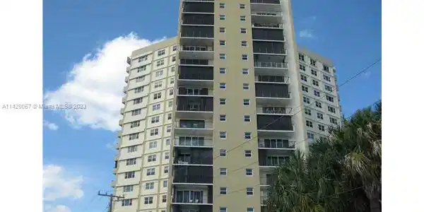 1200 Hibiscus Ave