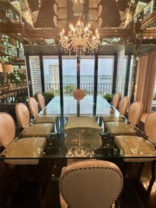11111 Biscayne Blvd