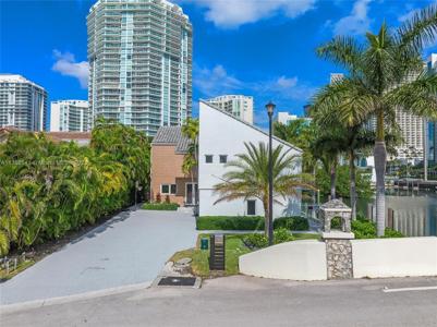 201 Atlantic Ave