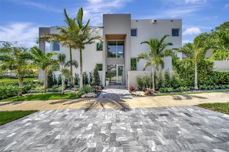 544 N Victoria Park Rd