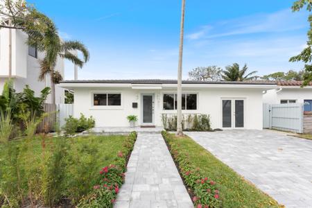 807 SE 11th