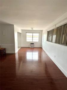 11930 NE 19th Dr Unit 21