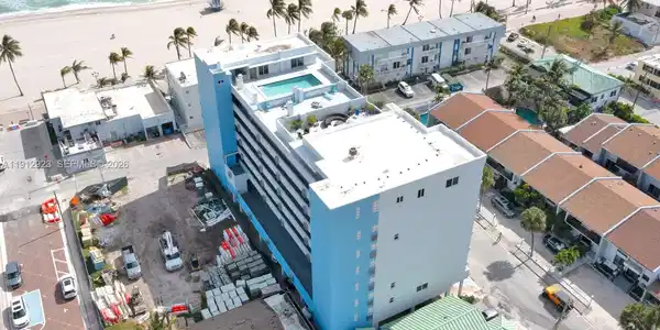 320 S Surf Rd