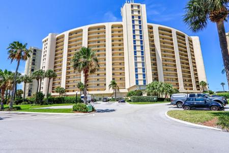 300 Ocean Trail Way
