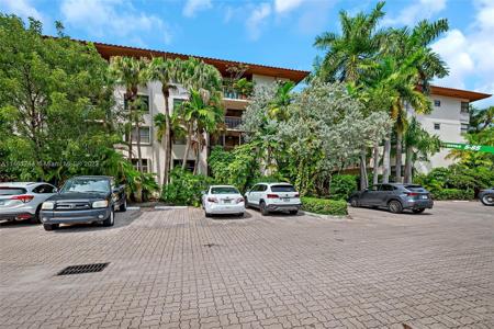 101 Ocean Lane Dr
