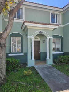 1438 SE 24th Ct