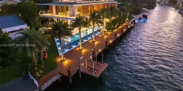 13390 Biscayne Bay Dr