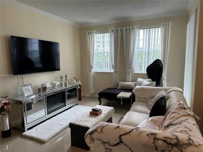 3215 NE 184th St Unit 14104
