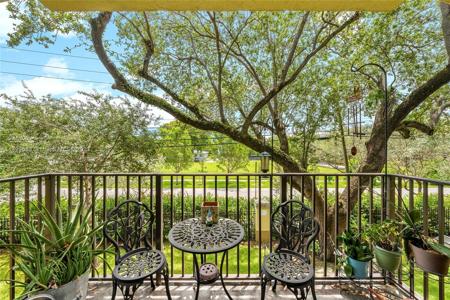 8900 NE 8th Ave Unit 1104