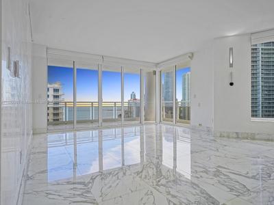 901 Brickell Key Blvd