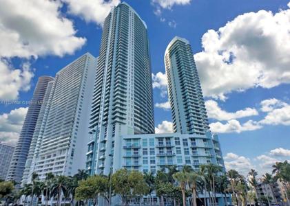 1900 N Bayshore Dr