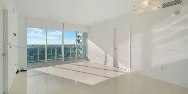 1800 N Bayshore Dr