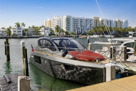 900 Bay Dr (SLIP 14)