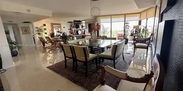 Image 2: Living Dining Area