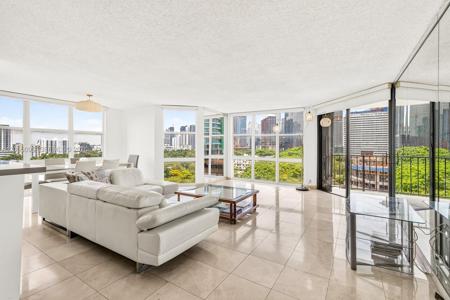 1901 Brickell Ave