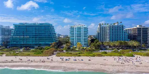 9401 Collins Ave