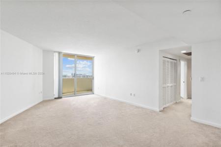 19501 W Country Club Dr