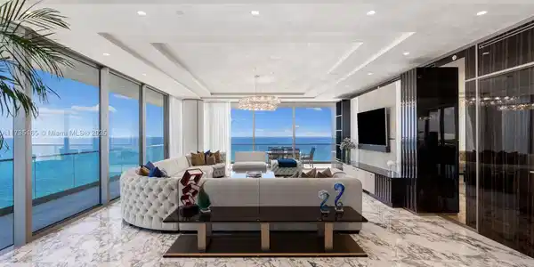 10203 Collins Ave
