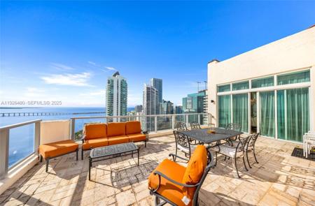 1155 Brickell Bay Dr