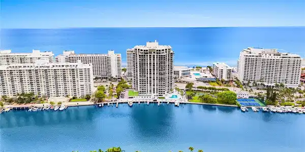 5500 Collins Ave