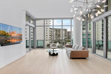 1331 Brickell Bay Dr