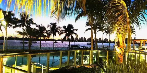 1500 Bay Rd