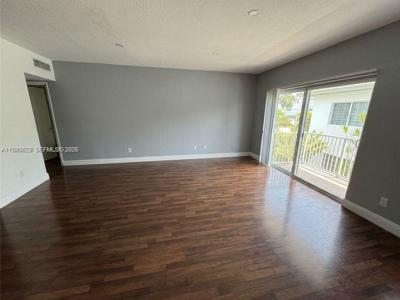 9260 Bay Harbor Ter