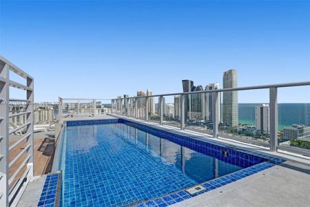 330 Sunny Isles Blvd