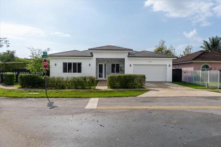 21205 Ingraham Ave Rd