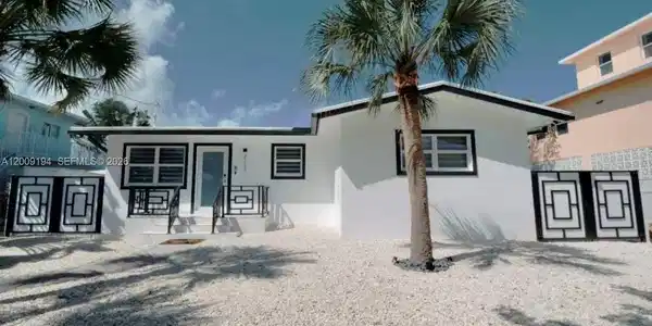 2133 Yellowtail Dr
