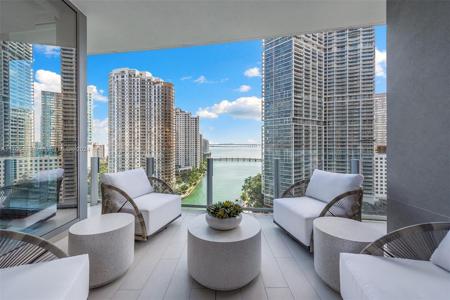 300 Biscayne Blvd Way