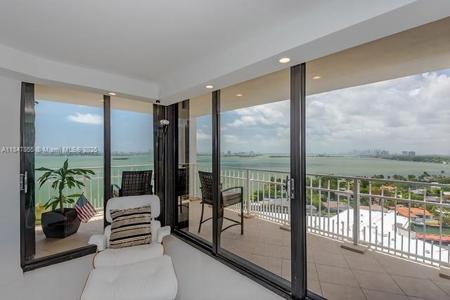4000 Towerside Ter
