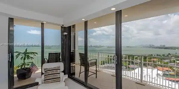4000 Towerside Ter