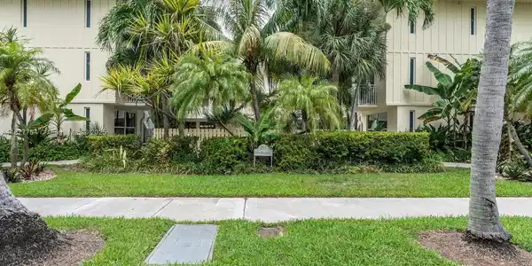 255 Sunrise Dr