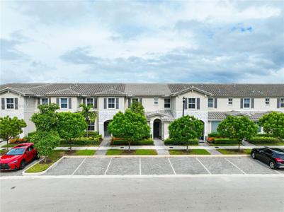 1467 SE 26th Rd