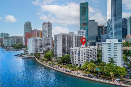 1440 Brickell Bay Dr