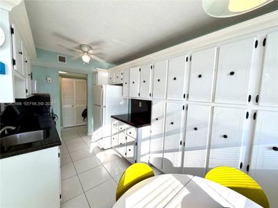 1833 S Ocean Dr