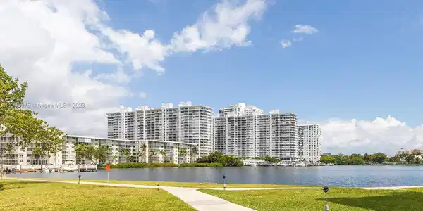 2929 Point East Dr Unit A206