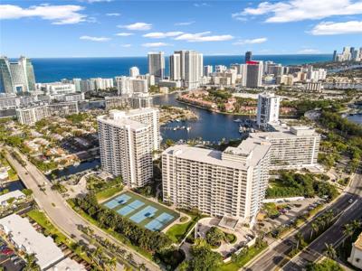 600 Three Islands Blvd