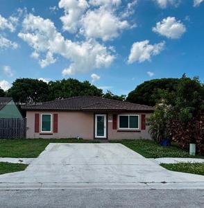 12749 SW 256th Ter