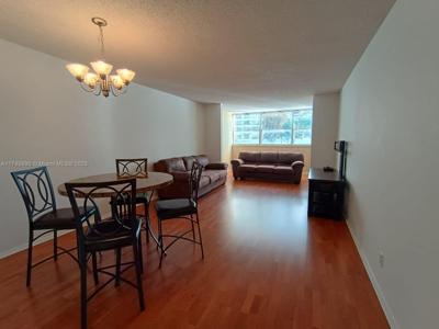 501 Three Islands Blvd