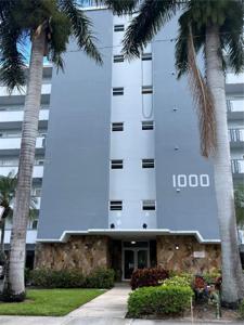1000 NE 14th Ave